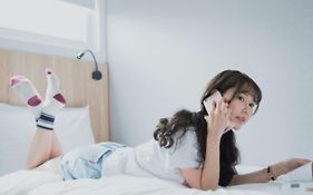 Single Inn-Kaohsiung Station